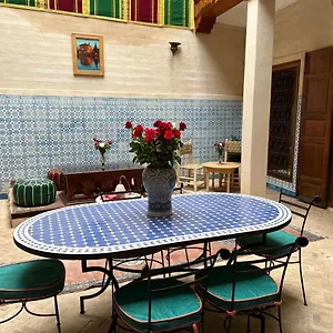 https://riad-dar-les-freres.marrakeshhotelsmorocco.com