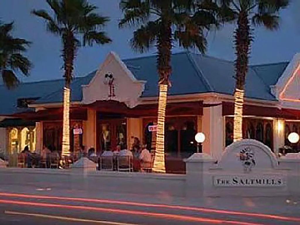 Ξενοδοχείο με διαμερίσματα The Inn At Grace Bay